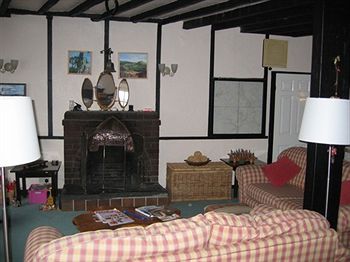 The Horseshoe Guesthouse