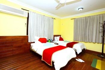 Safari Adventure Lodge