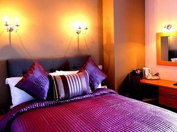 The Pier Hotel