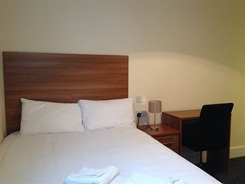 Wendover Arms Hotel