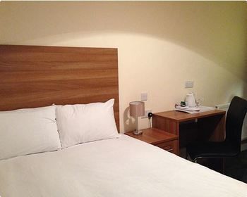 Wendover Arms Hotel