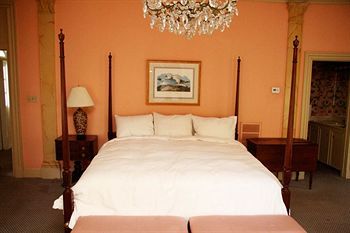 The Briars Bed & Breakfast
