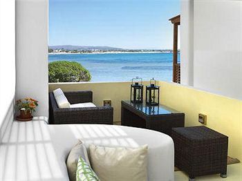 Nissaki Beach Hotel
