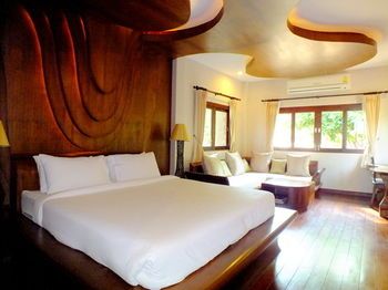 Bura Resort