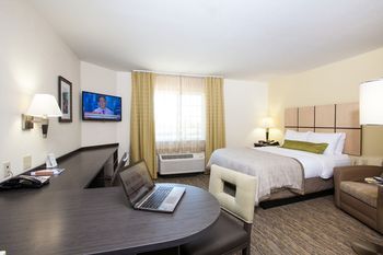 Candlewood Suites New Braunfels, an IHG Hotel