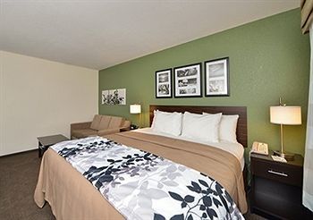 Sleep Inn & Suites Garden City