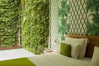 Home Hotel