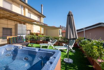 Outdoor Pictures 24