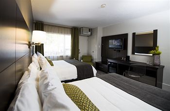 V Hotel & Suites