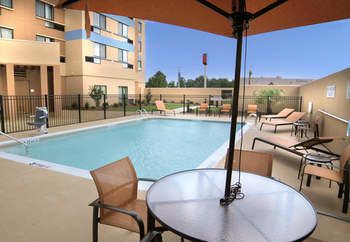 Courtyard by Marriott Jackson Airport/Pearl