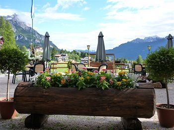 Outdoor Pictures 20