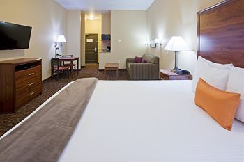 Expressway Suites of Grand Forks