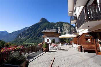Outdoor Pictures 24