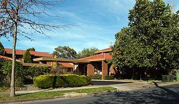 Nunawading Motor Inn