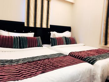 Seasons Hotel