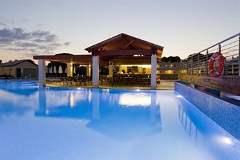 Island Blue Hotel