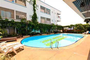 Outdoor Pictures 24
