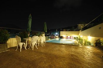 Outdoor Pictures 24