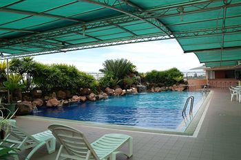 Grand Palace Hotel