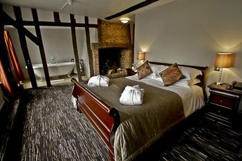 The Saracens Head Hotel