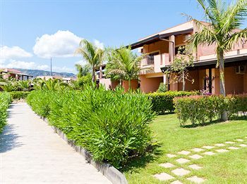 Outdoor Pictures 1