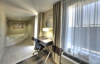 Comfort Inn & Suites, White Settlement-Fort Worth West, TX