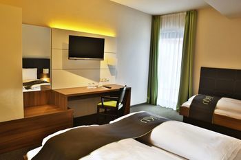 RiKu HOTEL Weißenhorn