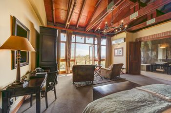 Riboville Boutique Hotel And Restaurant