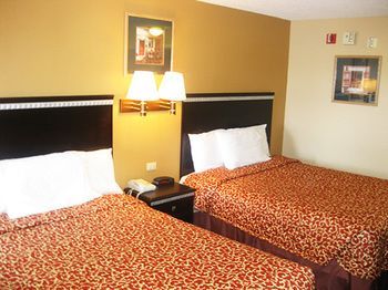 Scottish Inn & Suites-Allentown