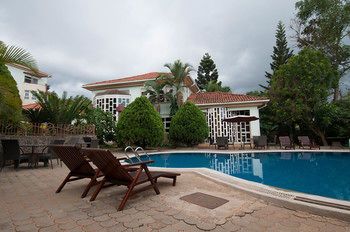 Lake Heights Hotel Entebbe