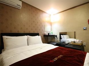 Hotel Image 1