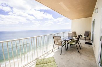 Crystal Shores West By Youngs Sun Coast