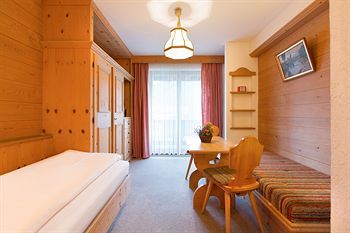 Hotel Alpenhof