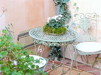 Outdoor Pictures 21