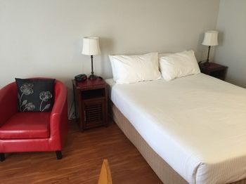 Atherton Motel