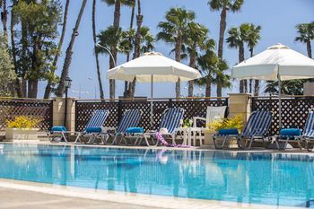 Kapetanios Limassol Hotel