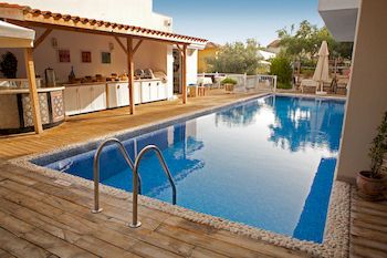 Oasis Hotel