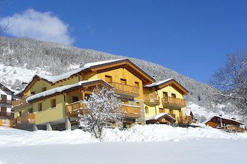 Outdoor Pictures 24