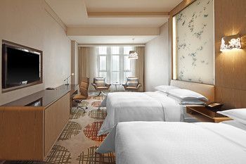 Four Points by Sheraton Luohe