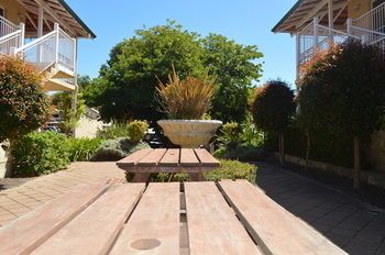 Outdoor Pictures 21