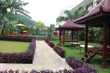 Outdoor Pictures 23
