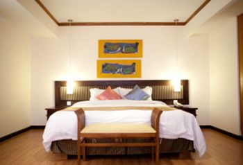 Margherita Plaza Hotel