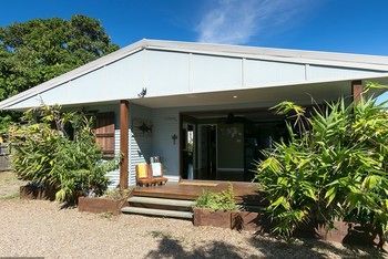 Beachside Cottages