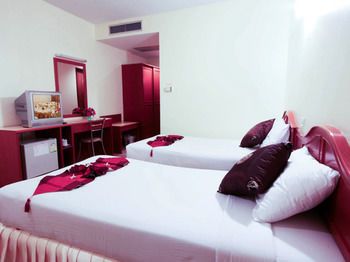 Chumphon Gardens Hotel
