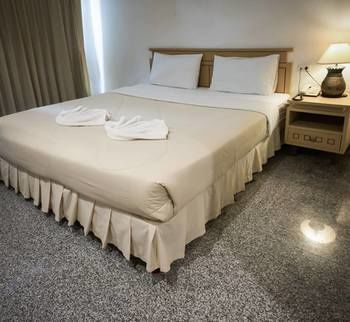Maneerote Hotel