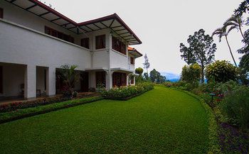 Outdoor Pictures 19