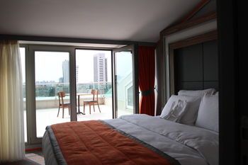 Onyx Business Hotel