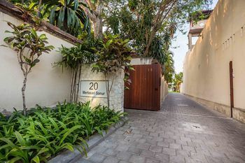 Outdoor Pictures 22