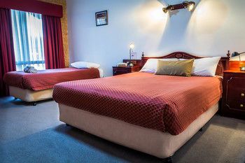 Narrandera Club Motor Inn