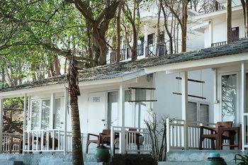 The C Samet Beach Resort SHA Plus